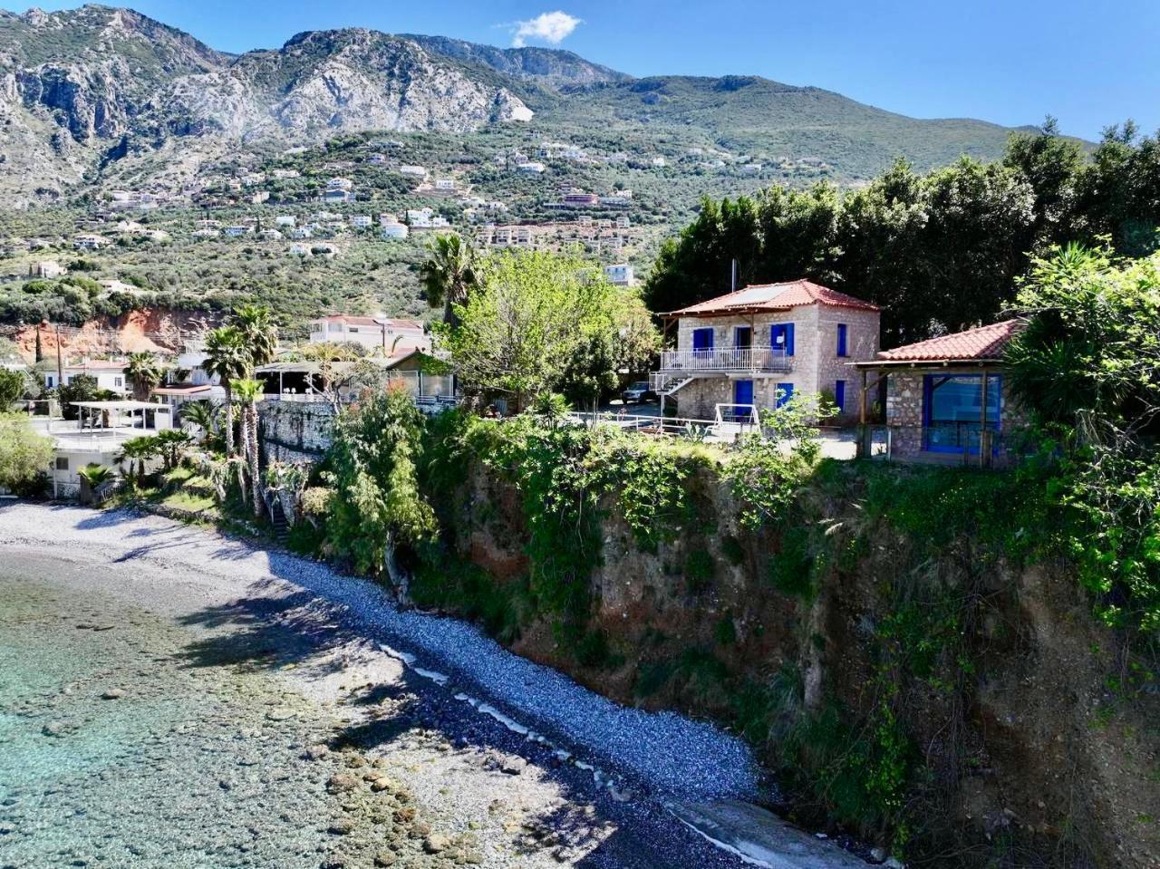 Rocksecret Edge Apartment Kalamata Exterior photo