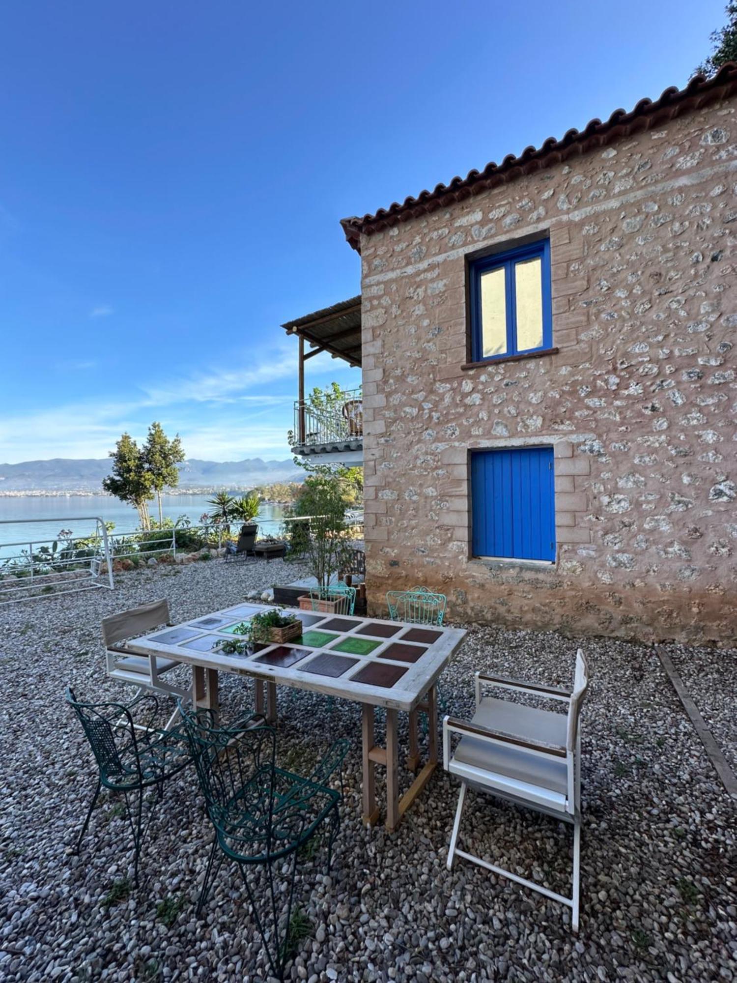 Rocksecret Edge Apartment Kalamata Exterior photo