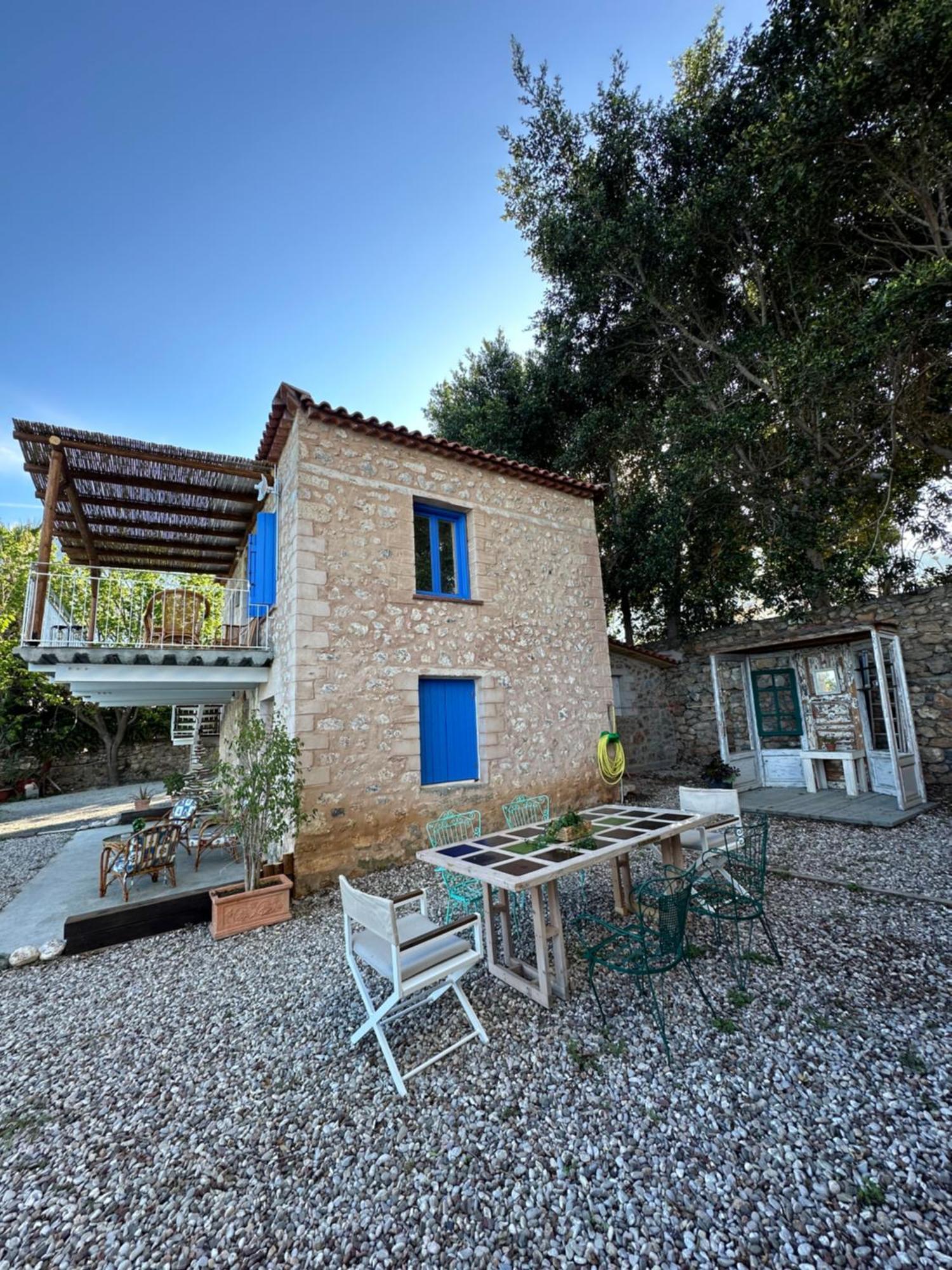 Rocksecret Edge Apartment Kalamata Exterior photo