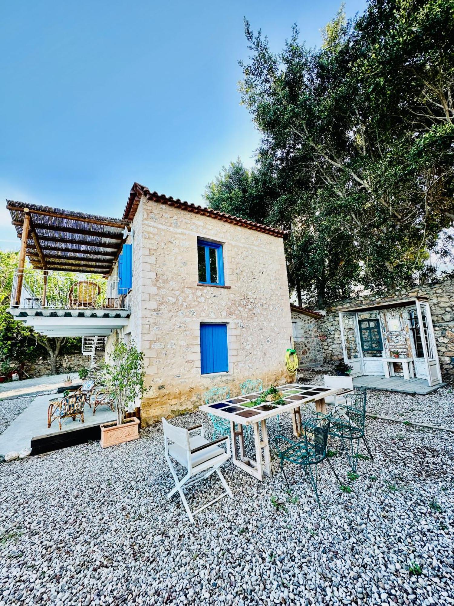 Rocksecret Edge Apartment Kalamata Exterior photo